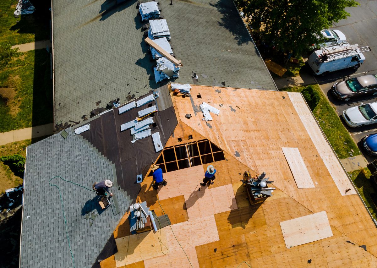 The Complete Guide to Understanding How Do You Repair a Roof